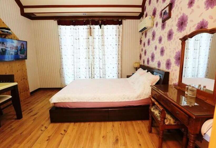 Taean Sky Garden Pension