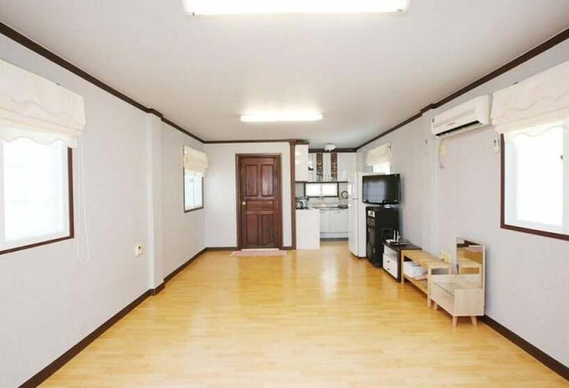 Taean Sujung Pension