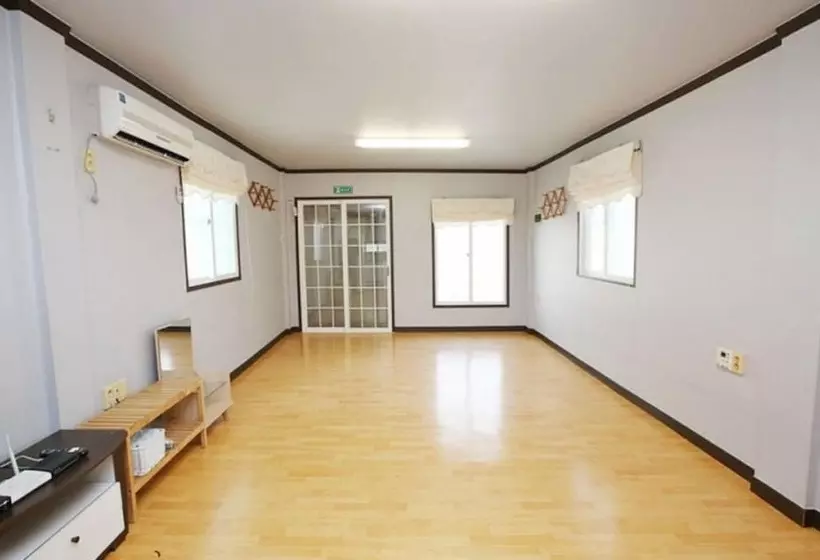 Taean Sujung Pension