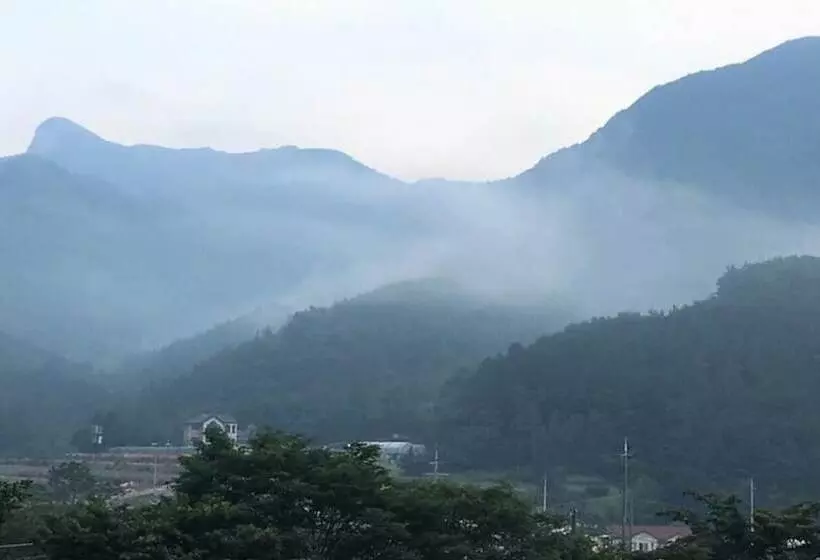 Wanju Madangi Sumokwon Pension