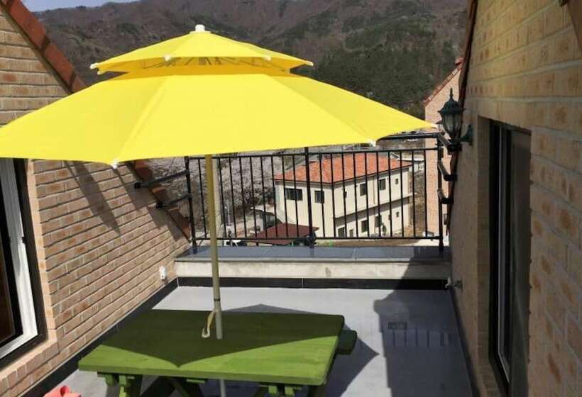 Wanju Madangi Sumokwon Pension