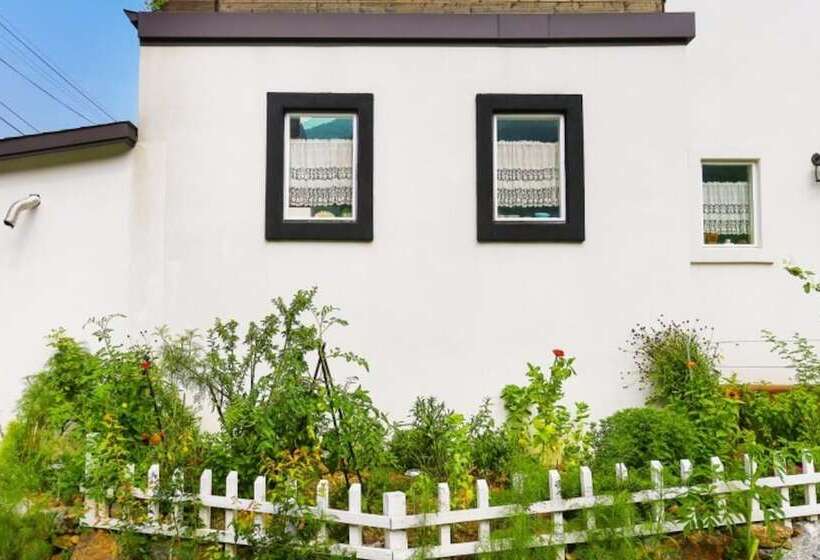 Yangpyeong Healing Day Pension