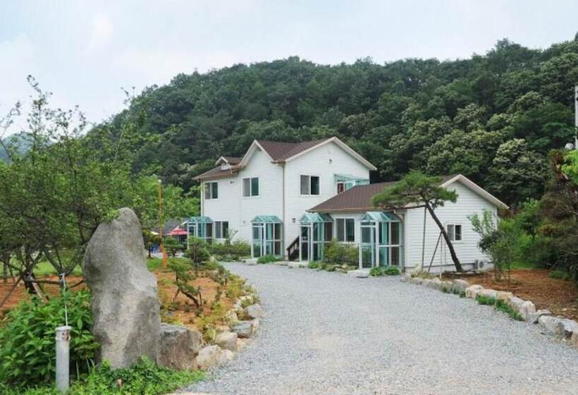 Damyang Clover Pension