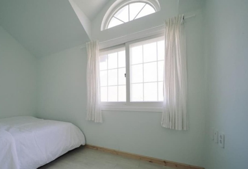 Danyang Ondal Stay Pension