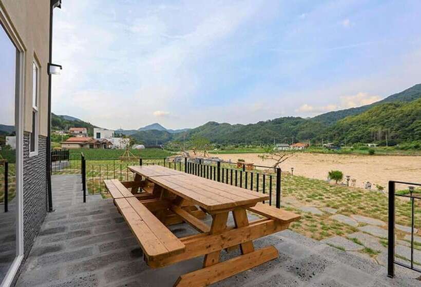 Danyang The Valley Pension