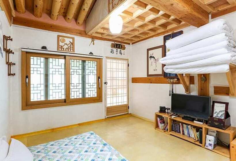 Danyang Woosanjeongsa Hanok Pension