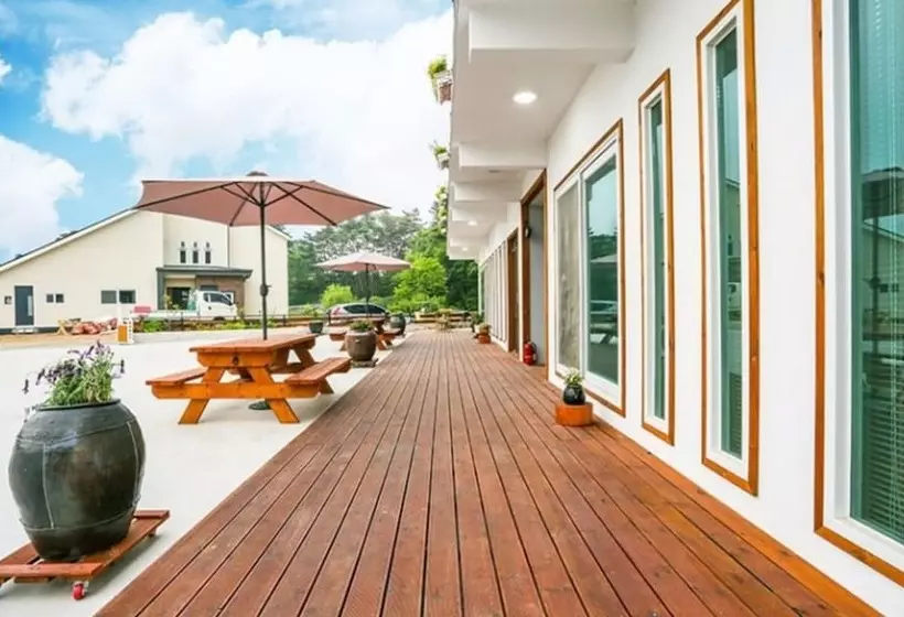 Gangneung Geukkot Pension