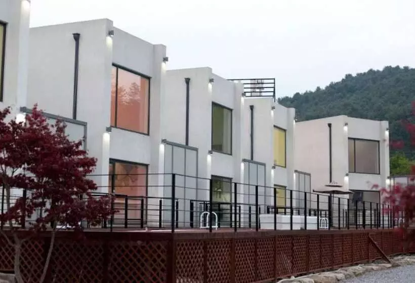 Gapyeong Moderno Pension