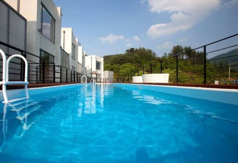 Gapyeong Moderno Pension