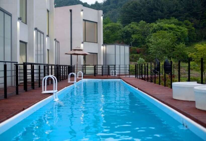 Gapyeong Moderno Pension