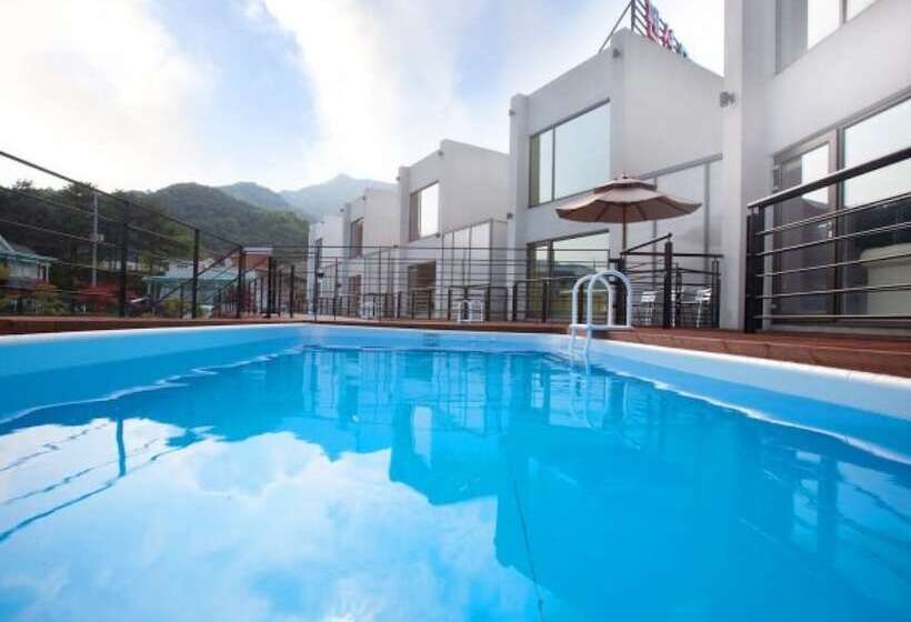 Gapyeong Moderno Pension