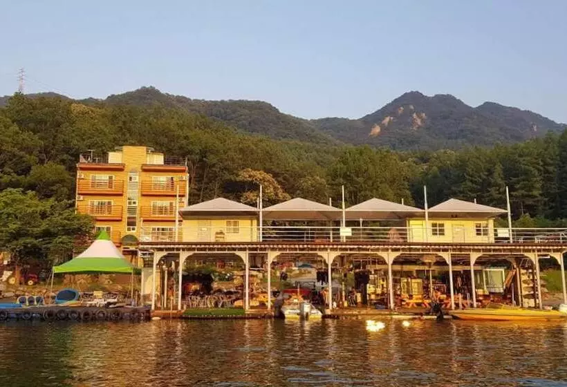 Gapyeong Sanwullo Water Leisure Pension