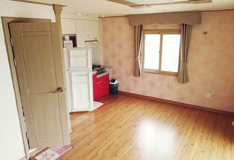Gapyeong Sanwullo Water Leisure Pension