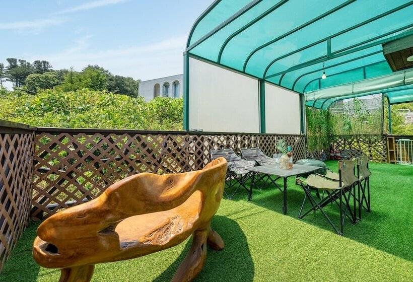 Gapyeong Beilli Pet Pool Villa Pension