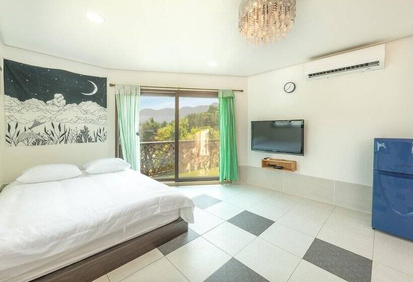 Gapyeong Beilli Pet Pool Villa Pension