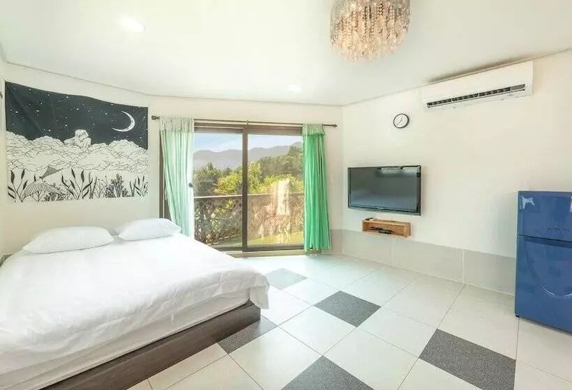Gapyeong Beilli Pet Pool Villa Pension