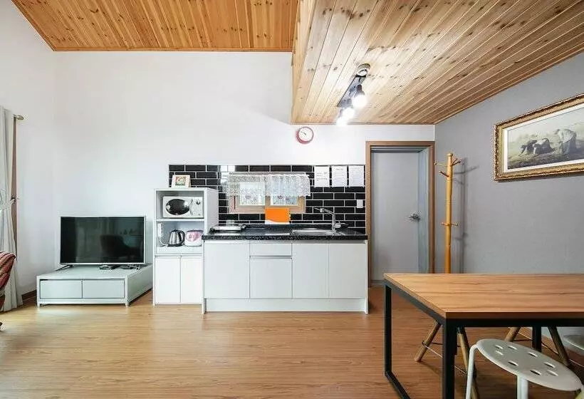 Gapyeong Twelve Pension