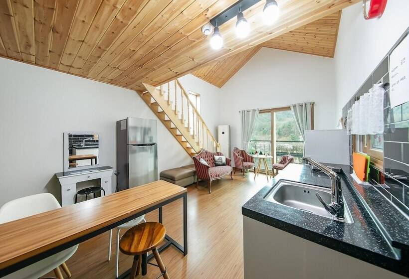 Gapyeong Twelve Pension