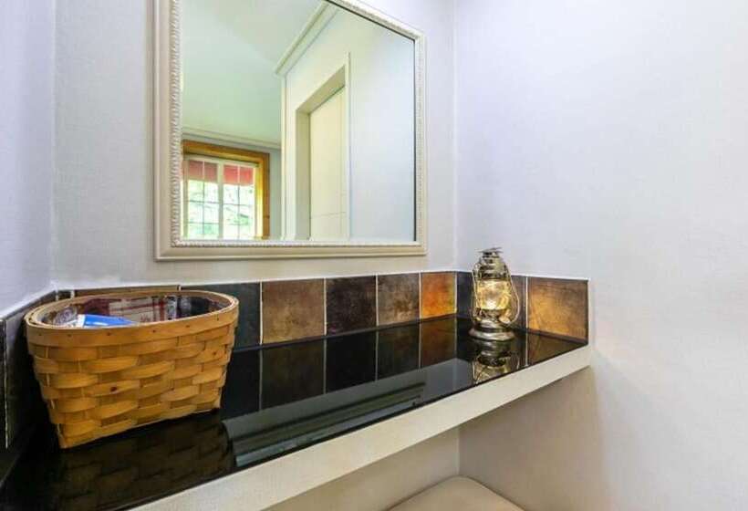 Gurye Dandelion Travel Pension