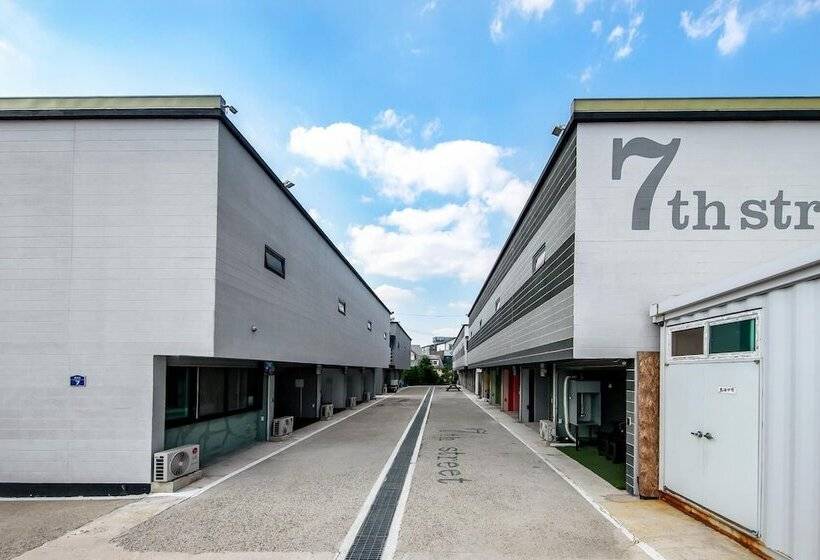 Gyeongju Pension 700