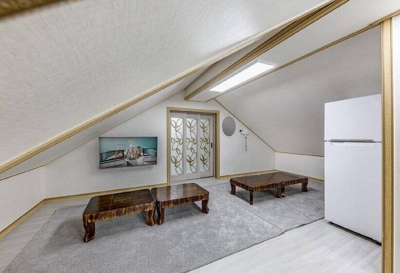 Gyeongju Soraedanga Pension