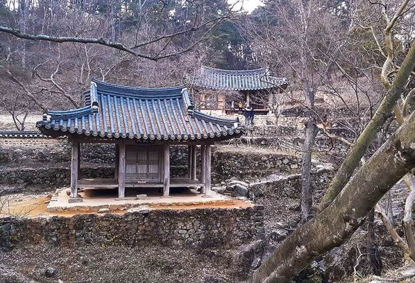 Jangseong Pyeonbaeksup Hwangto Pension