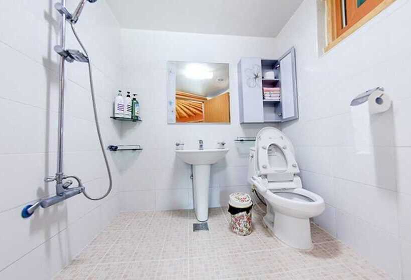 Jangseong Pyeonbaeksup Hwangto Pension