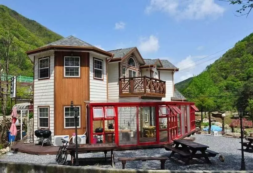Jecheon The John Pension