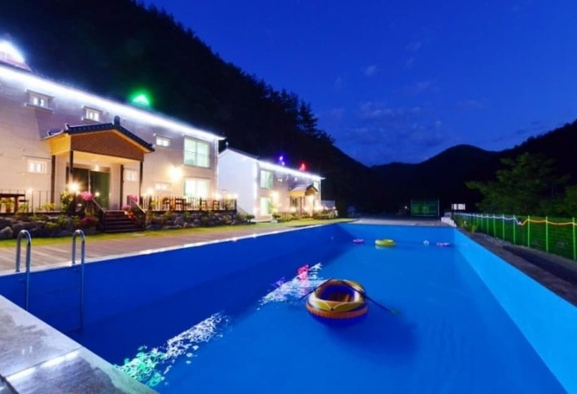 Jeongseon Ttobagi Condo Pension