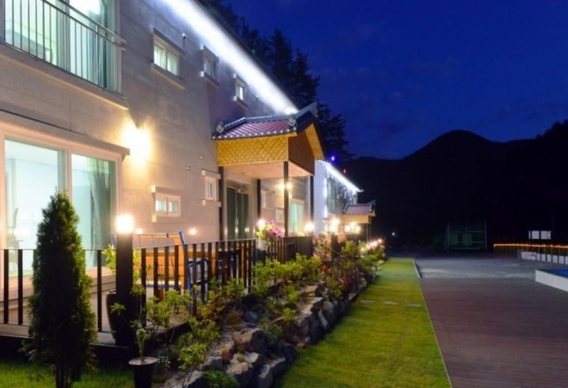 Jeongseon Ttobagi Condo Pension