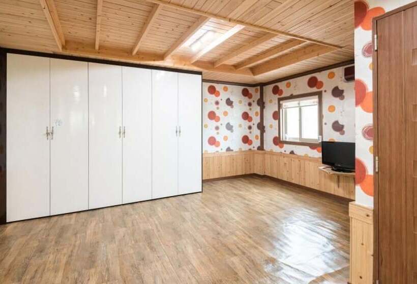 Miryang Pangpang Pension