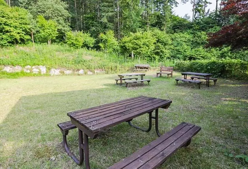 Muju Bandi Pension