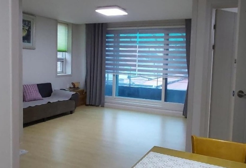 Namhae Bakatio Pension