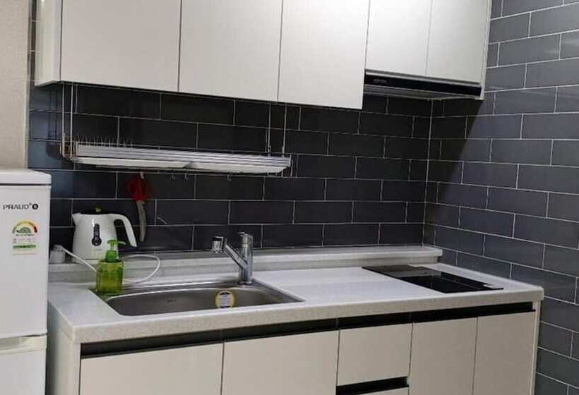 Namhae Bakatio Pension