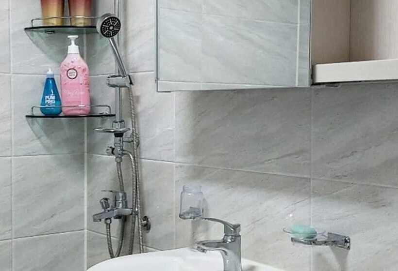 Namhae Bakatio Pension