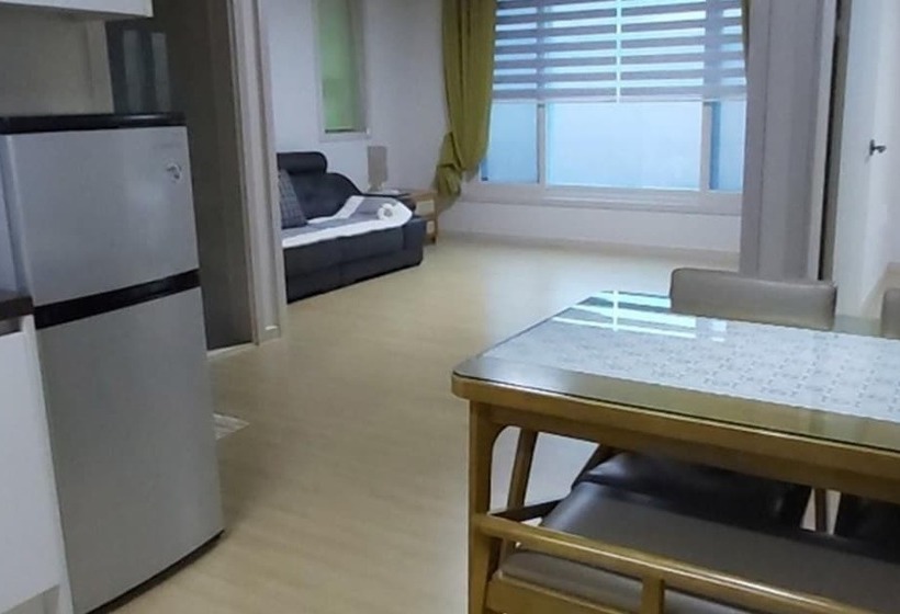 Namhae Bakatio Pension