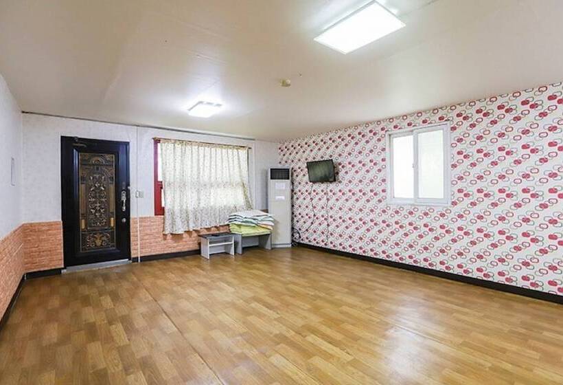 Namyangju Doldam Camp Pension