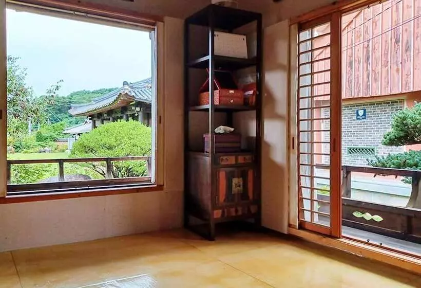 ペンション Andong Hakbong Jongtaek