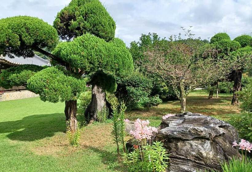 ペンション Andong Hakbong Jongtaek