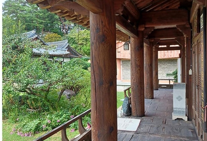 ペンション Andong Hakbong Jongtaek