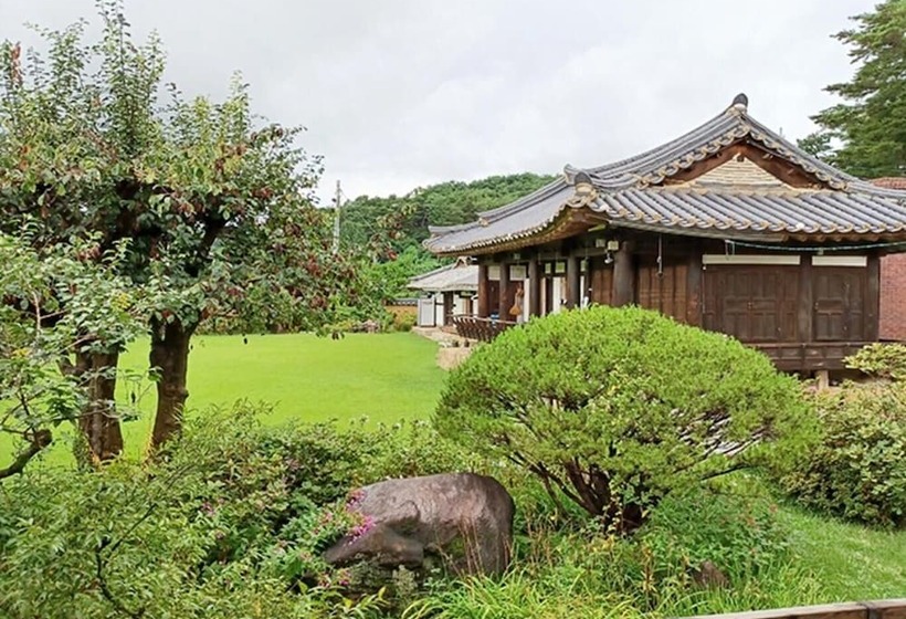 ペンション Andong Hakbong Jongtaek