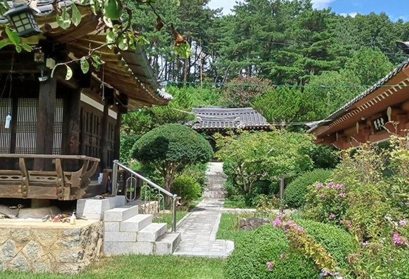 ペンション Andong Hakbong Jongtaek