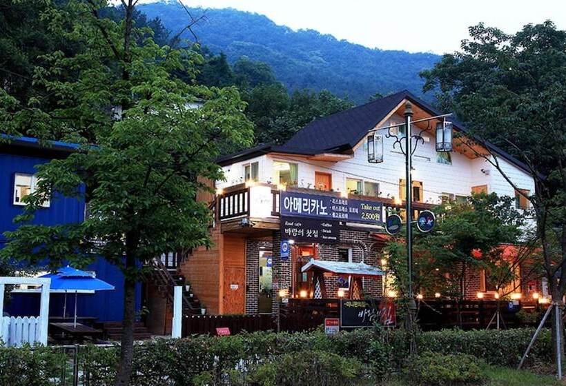 Pensió Jeonju Oraedoenmirae Guest House