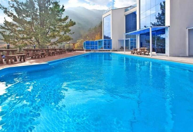 بنسيون Namhae Pine Tree Resort