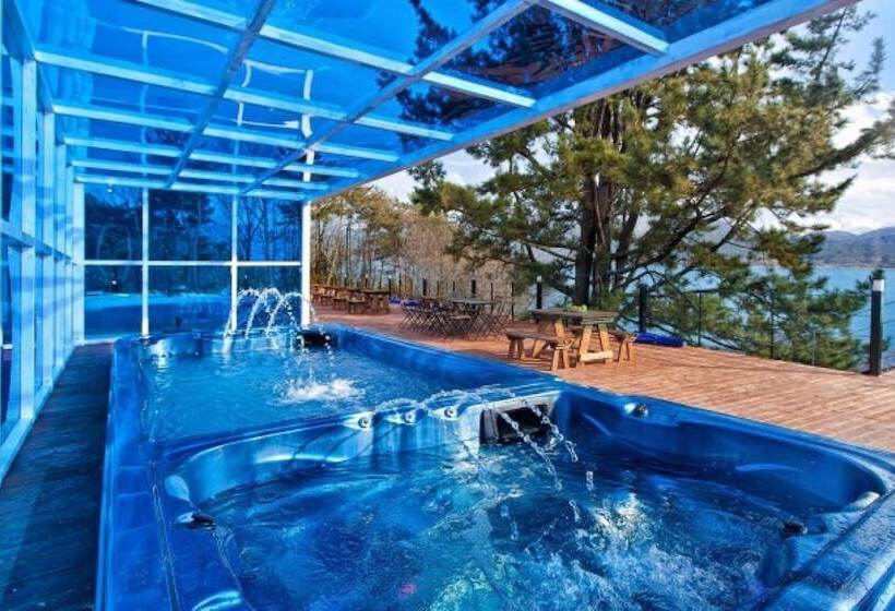 بنسيون Namhae Pine Tree Resort