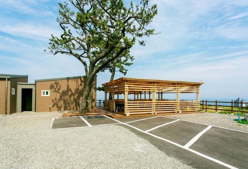 Pohang Sea And Tree Pension
