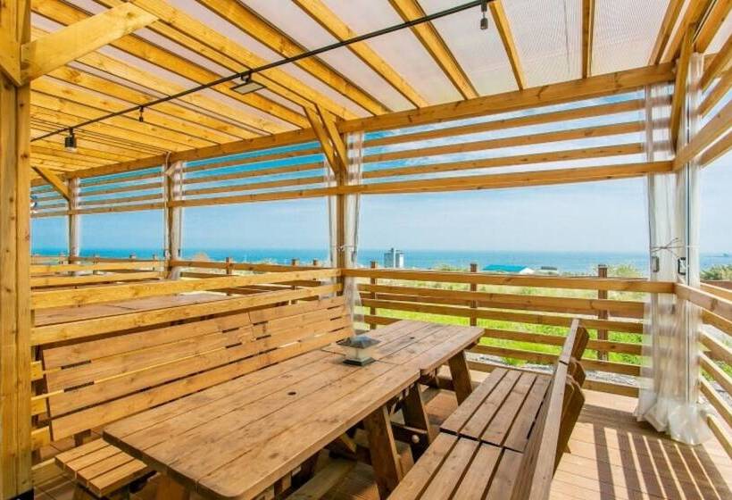 Pohang Sea And Tree Pension