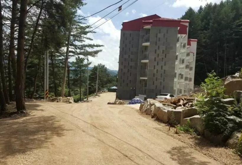 Pyeongchang Soop42gil Pension