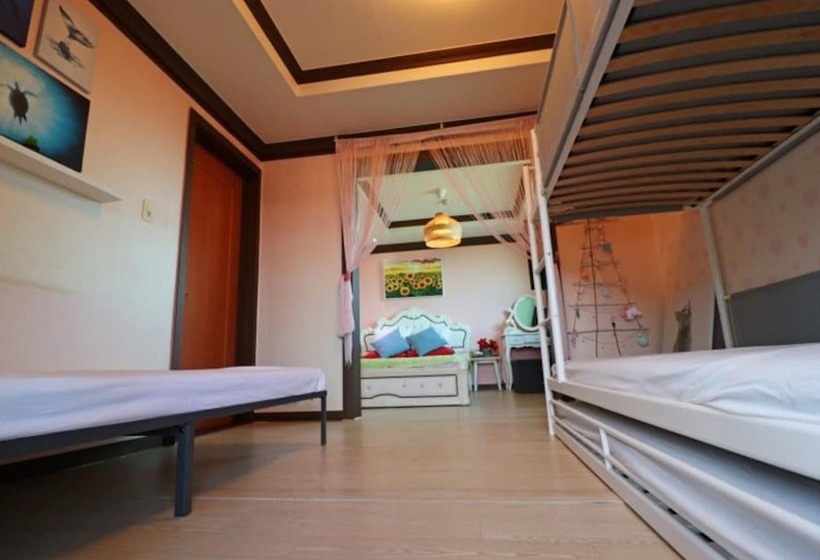 Yeongdeok Sunshine Pension