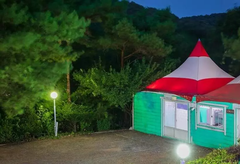 Taean Geuttaegeu Pension